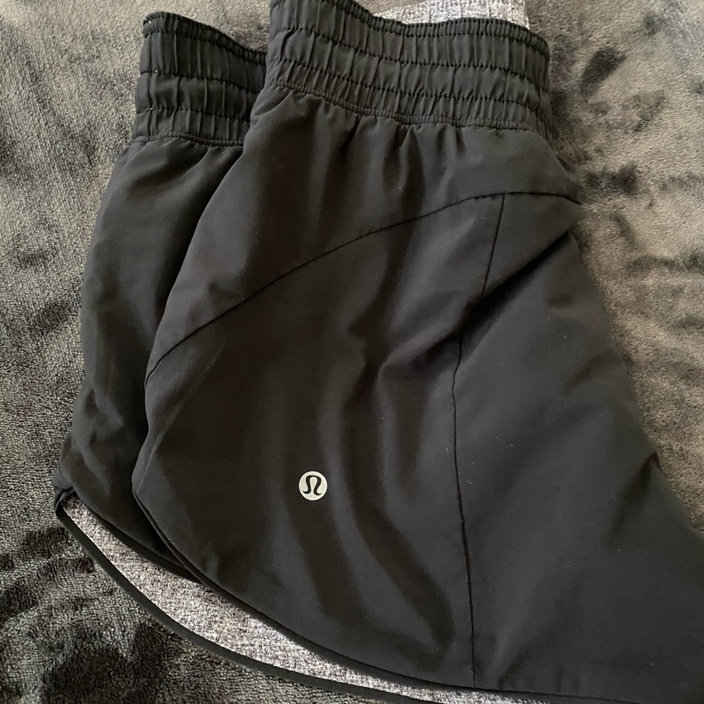 Lululemon Choose a Side Reversible Short